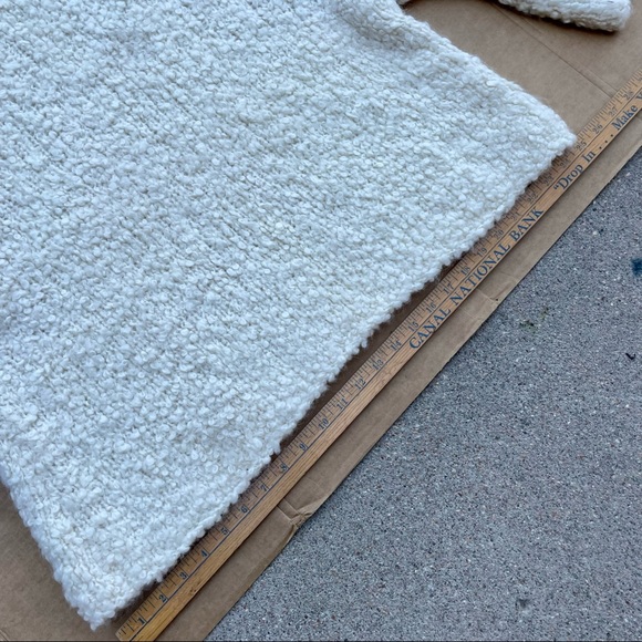 Theory Cream Alpaca Blend Oversized Turtleneck Sweater Top Size Small - Picture 8 of 12